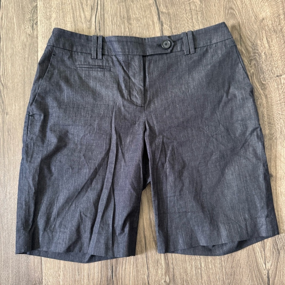 Ann Taylor LOFT Dark Gray Women's Bermudas size 6 Julie